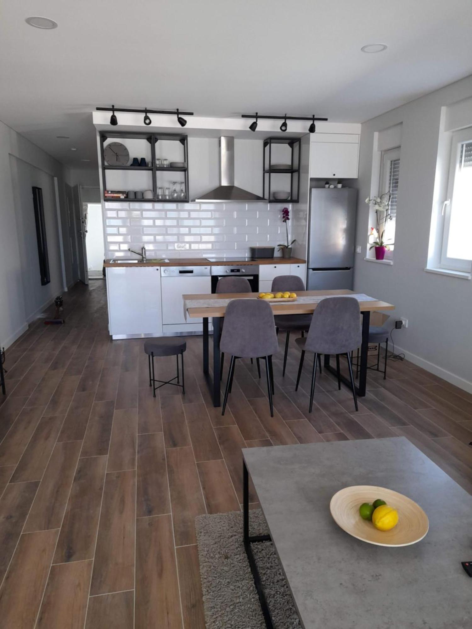 B & R Summer Breeze Apartments Nin Luaran gambar