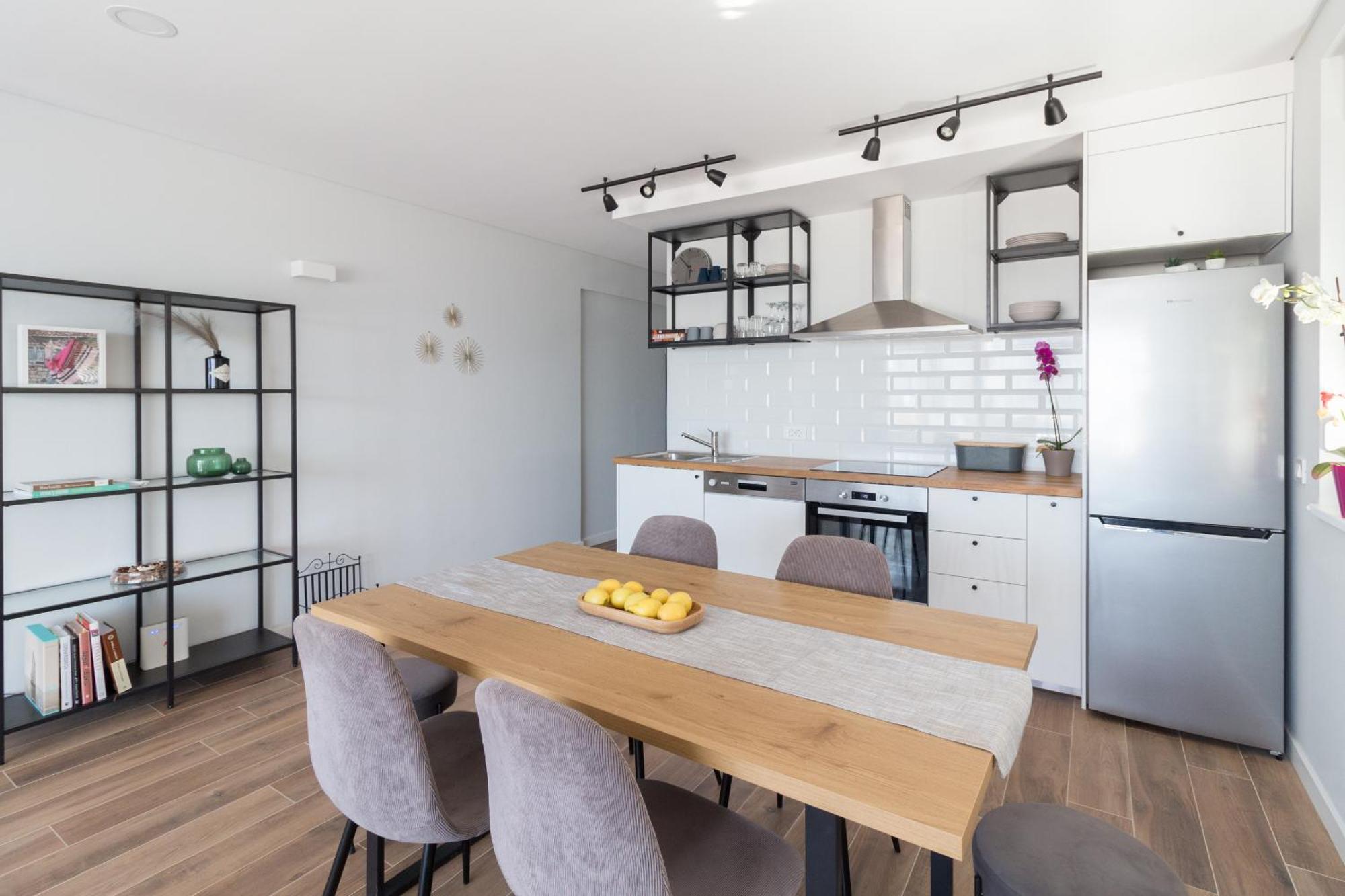 B & R Summer Breeze Apartments Nin Luaran gambar